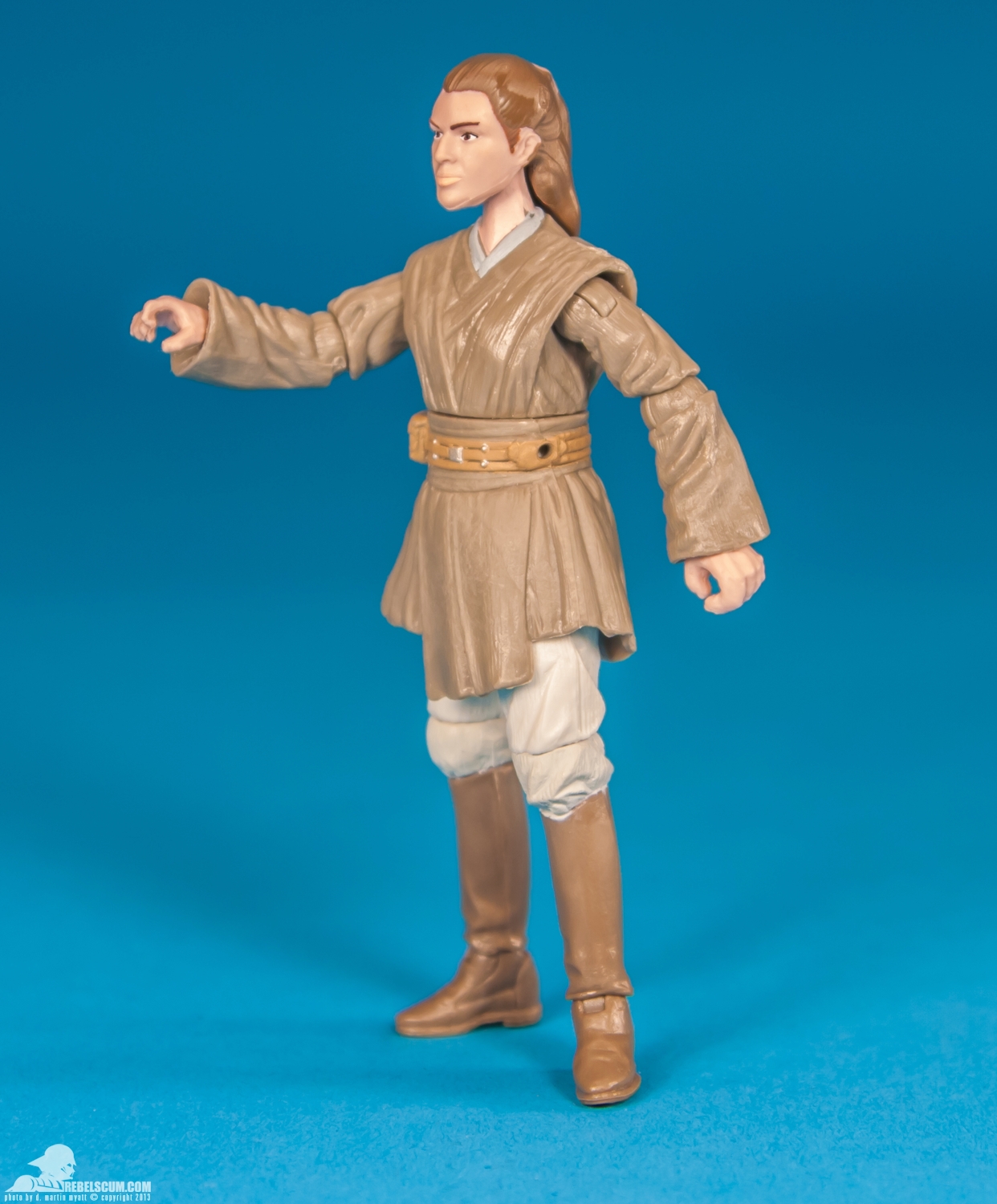  hasbro-star-wars-saga-legends-tru-exclusive-battle-of-geonosis-jedi-knights-deviss-022.jpg