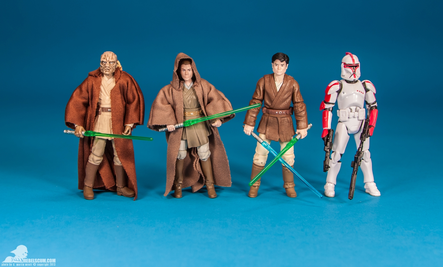  hasbro-star-wars-saga-legends-tru-exclusive-battle-of-geonosis-jedi-knights-deviss-050.jpg