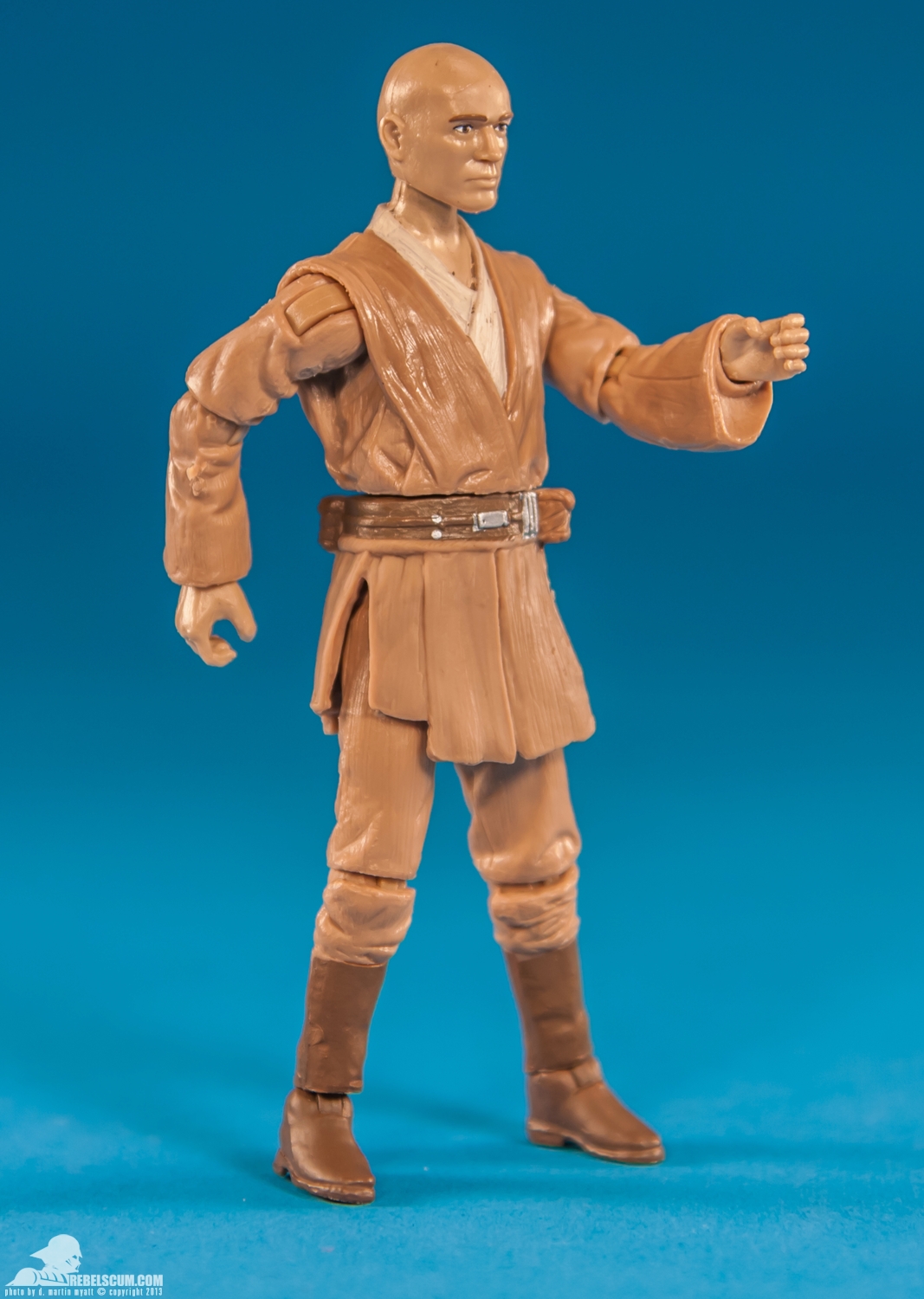 hasbro-star-wars-saga-legends-tru-exclusive-battle-of-geonosis-jedi-knights-Ponds-002.jpg