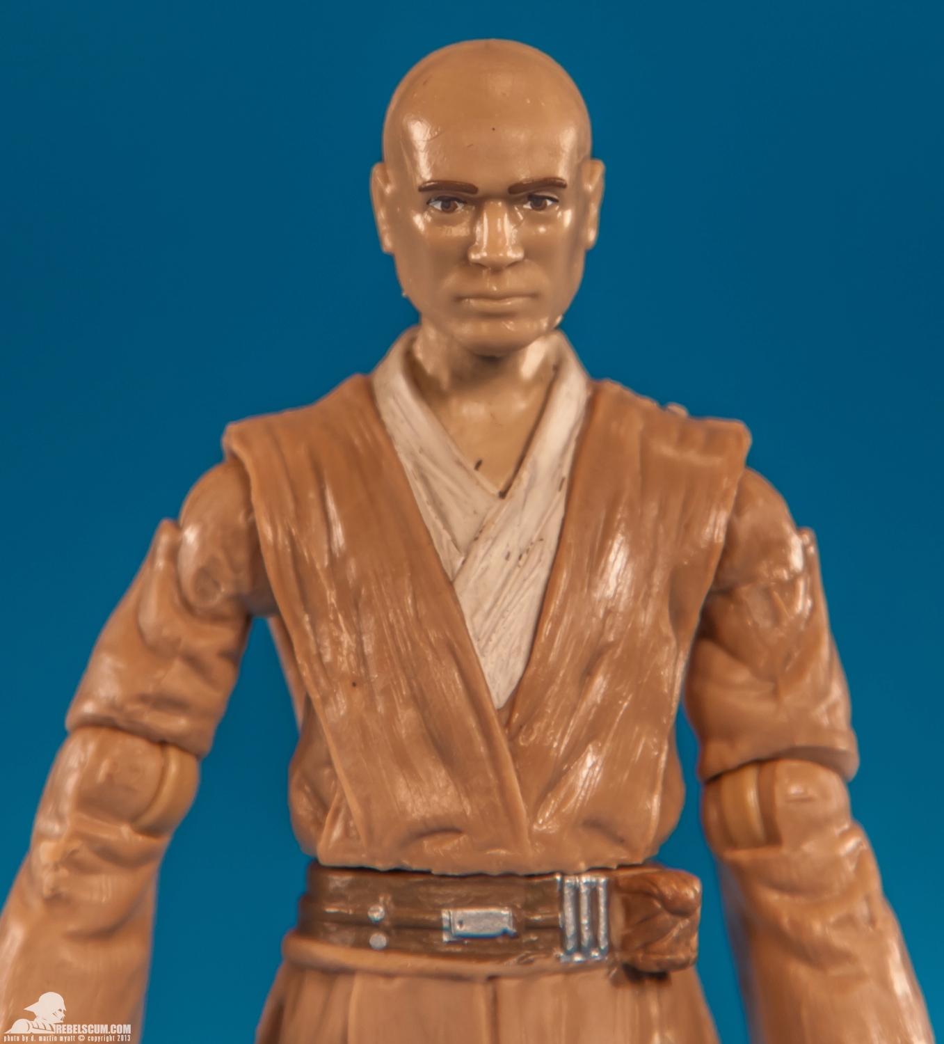 hasbro-star-wars-saga-legends-tru-exclusive-battle-of-geonosis-jedi-knights-Ponds-005.jpg