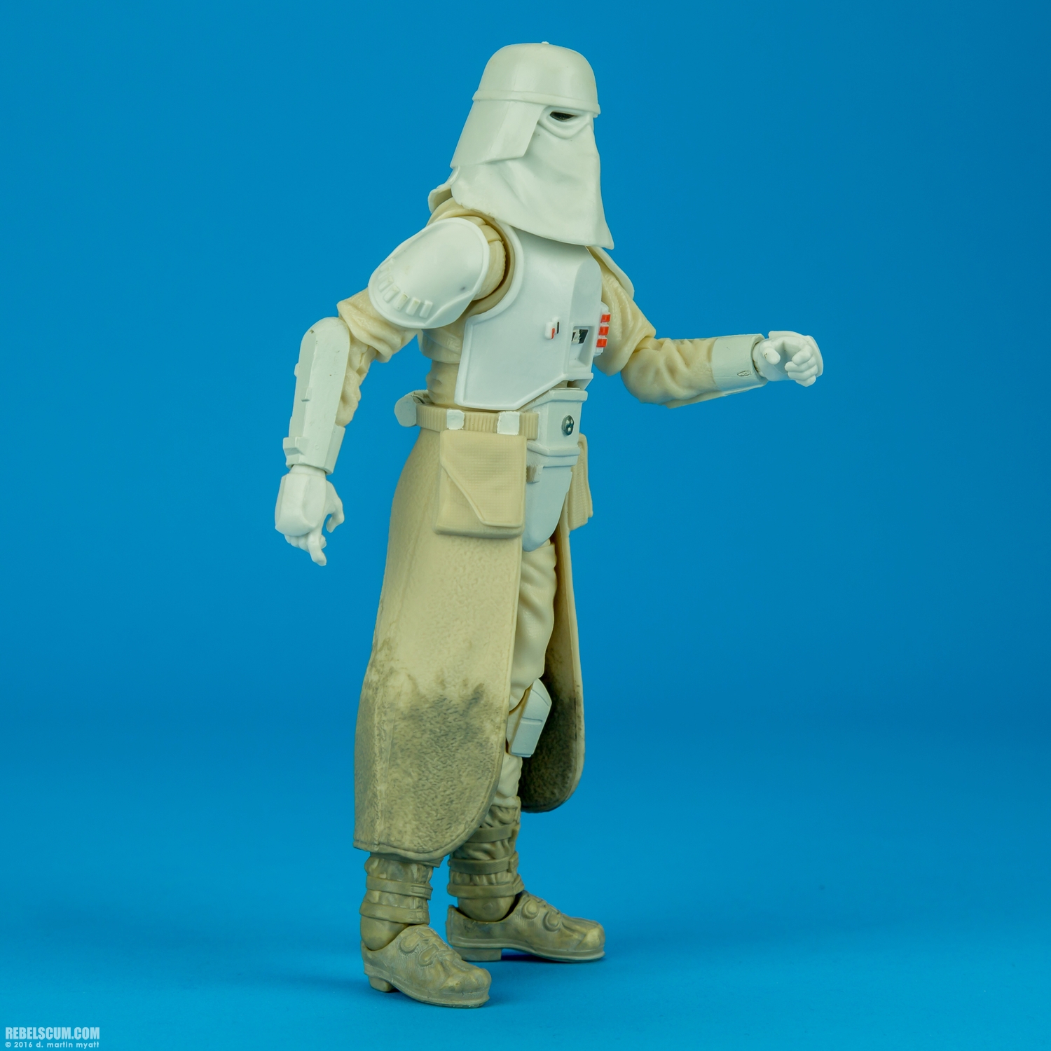 Snowtrooper-35-Star-Wars-The-Black-Series-002.jpg