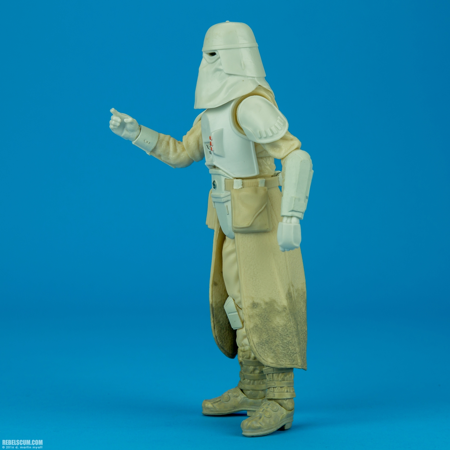 Snowtrooper-35-Star-Wars-The-Black-Series-003.jpg