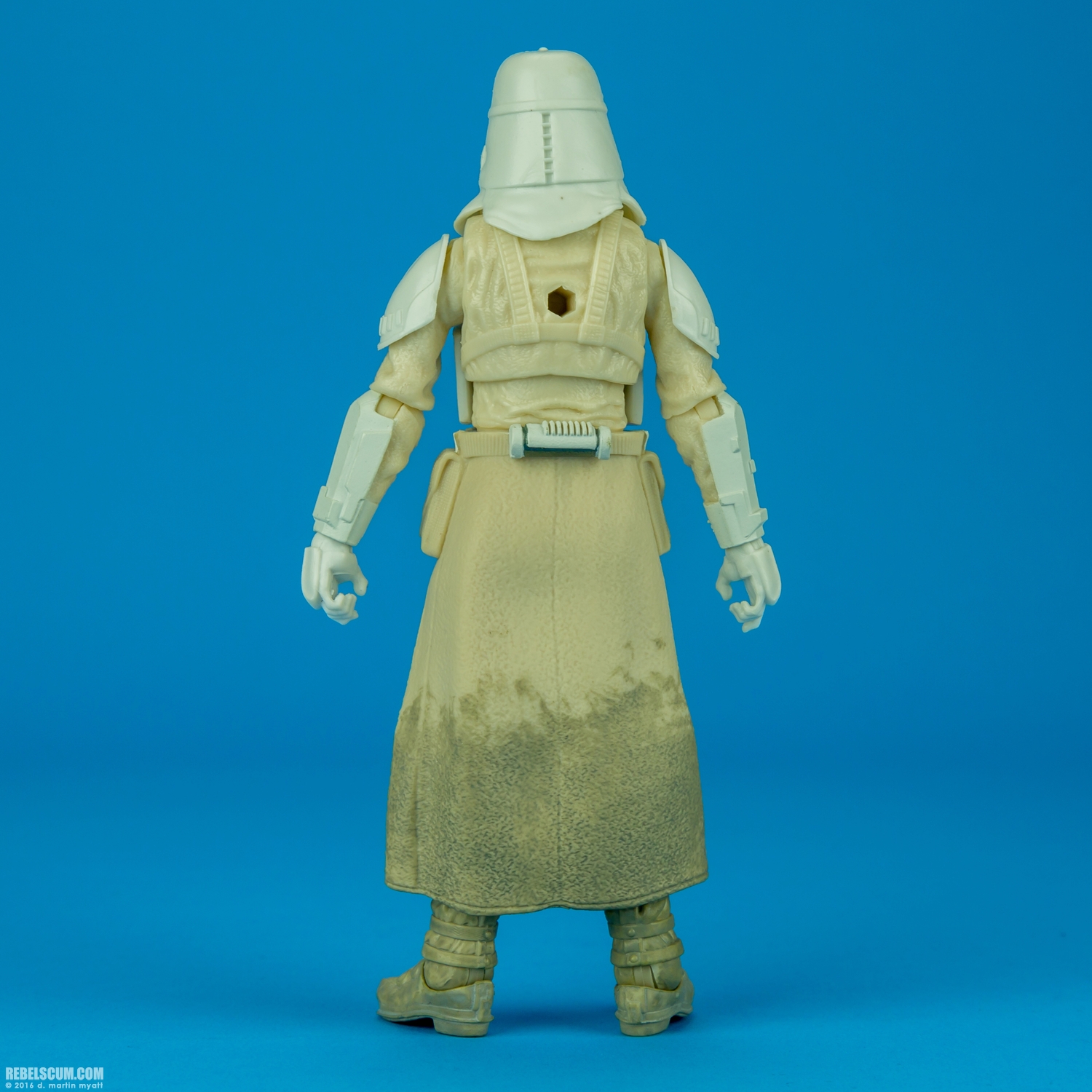 Snowtrooper-35-Star-Wars-The-Black-Series-004.jpg