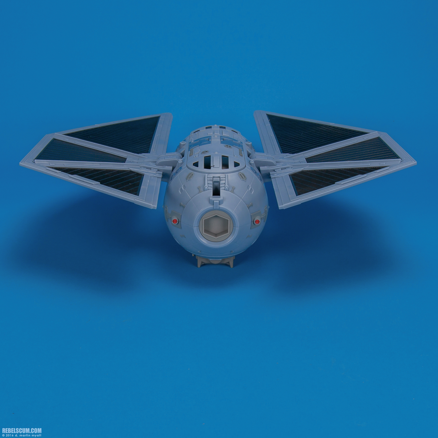 TIE-Striker-Rogue-One-Star-Wars-Hasbro-010.jpg