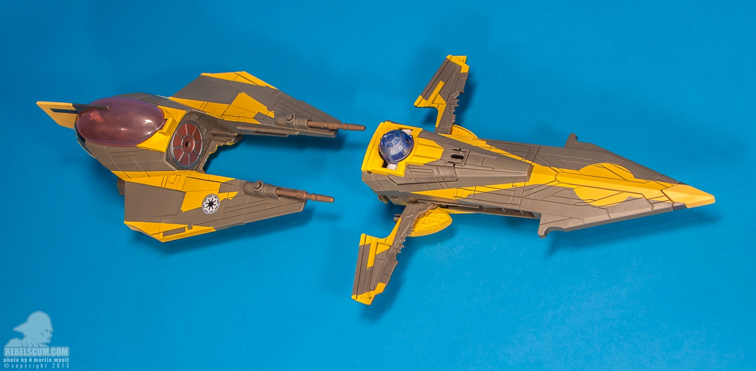 Anakin_Skywalker_Jedi_Starfighter_2012_Star_Wars_Hasbro-11.jpg