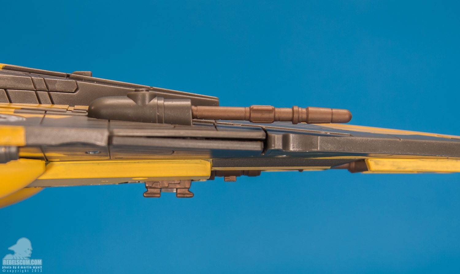 Anakin_Skywalker_Jedi_Starfighter_2012_Star_Wars_Hasbro-20.jpg