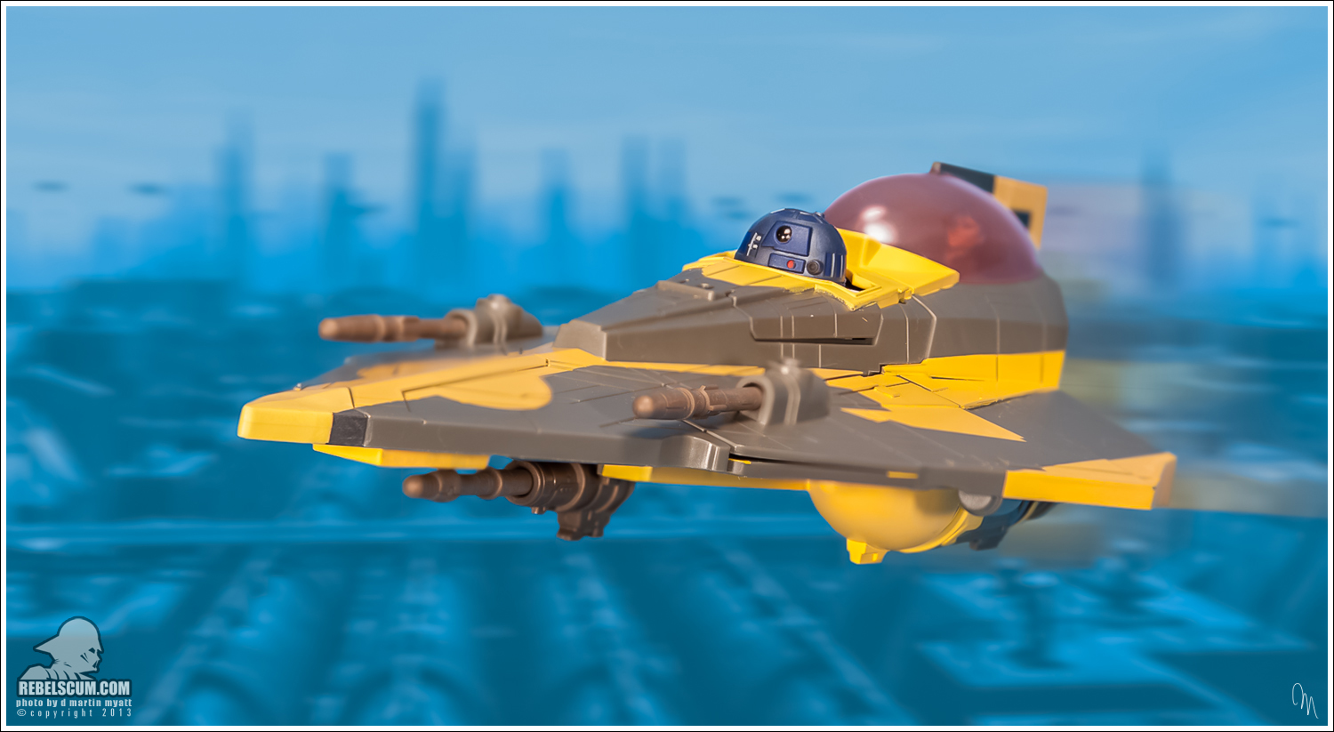 Anakin_Skywalker_Jedi_Starfighter_2012_Star_Wars_Hasbro-22.jpg