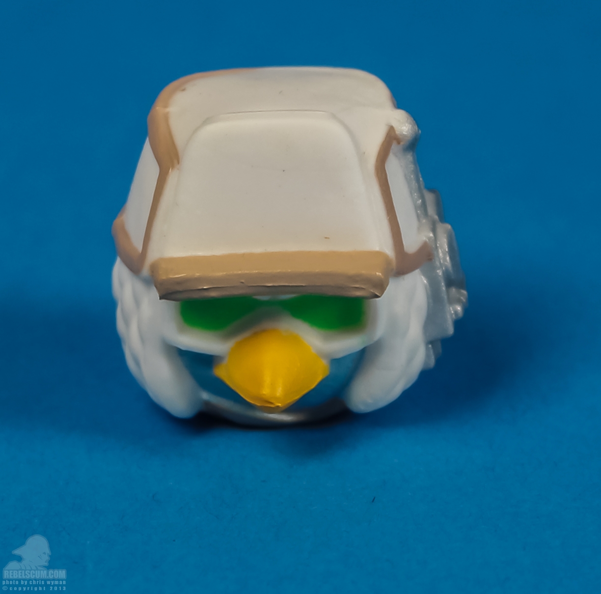 Angry_Birds_AT-AT_Attack_Hasbro-25.jpg