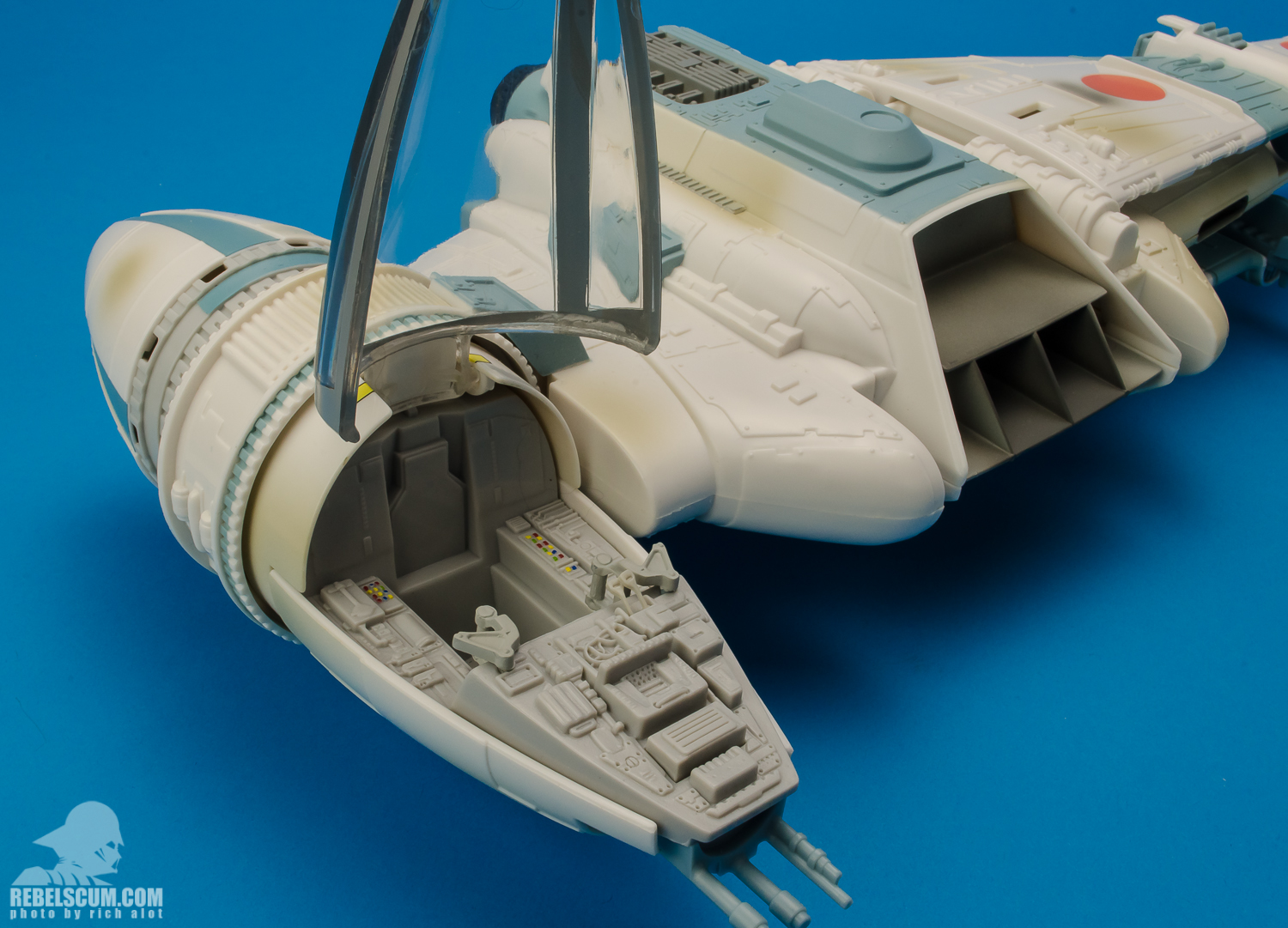 b wing fighter toy