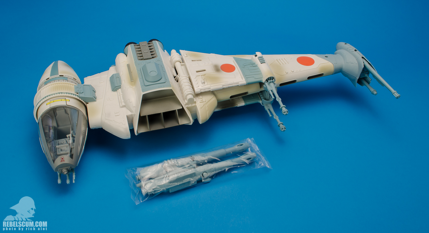 b wing fighter toy