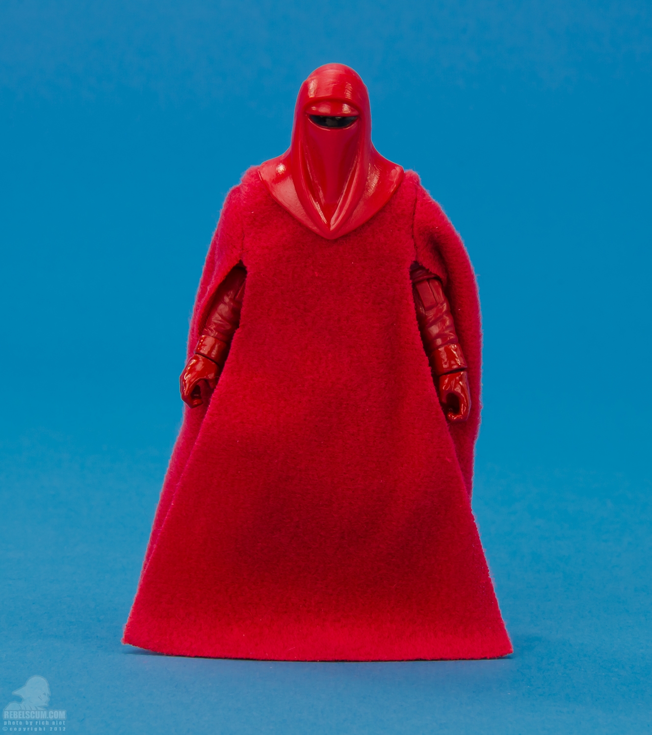 Emperors_Royal_Guard_Jedi_Vintage_Collection_TVC_VC105-01.JPG