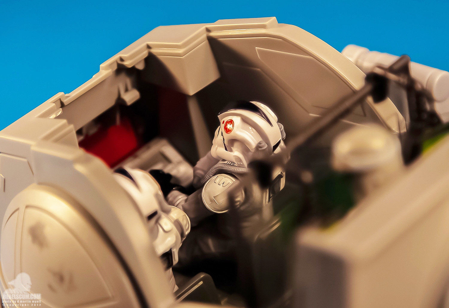 Endor_AT-AT_TVC_The_Vintage_Collection_Hasbro-55.jpg