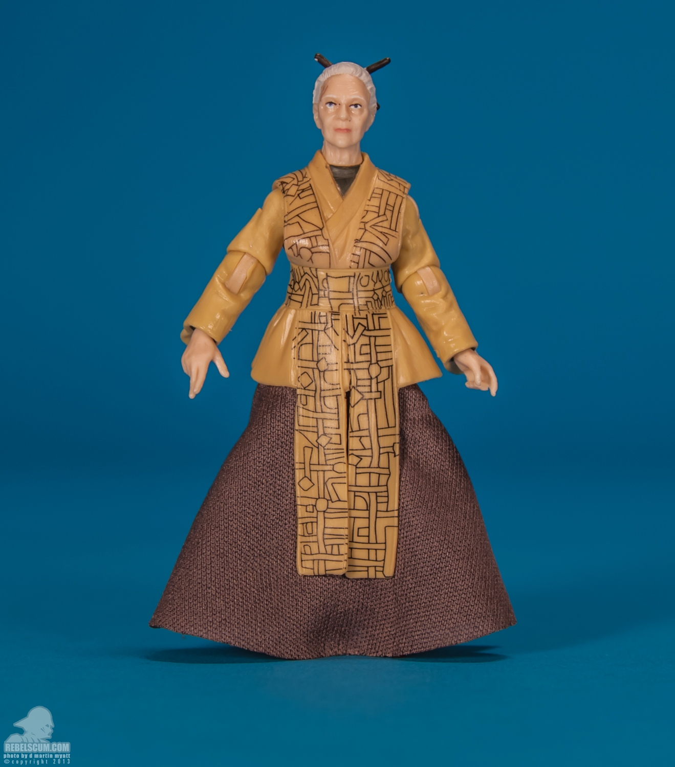 Jocasta_Nu_The_Vintage_Collection_Star_Wars_Hasbro-01.jpg