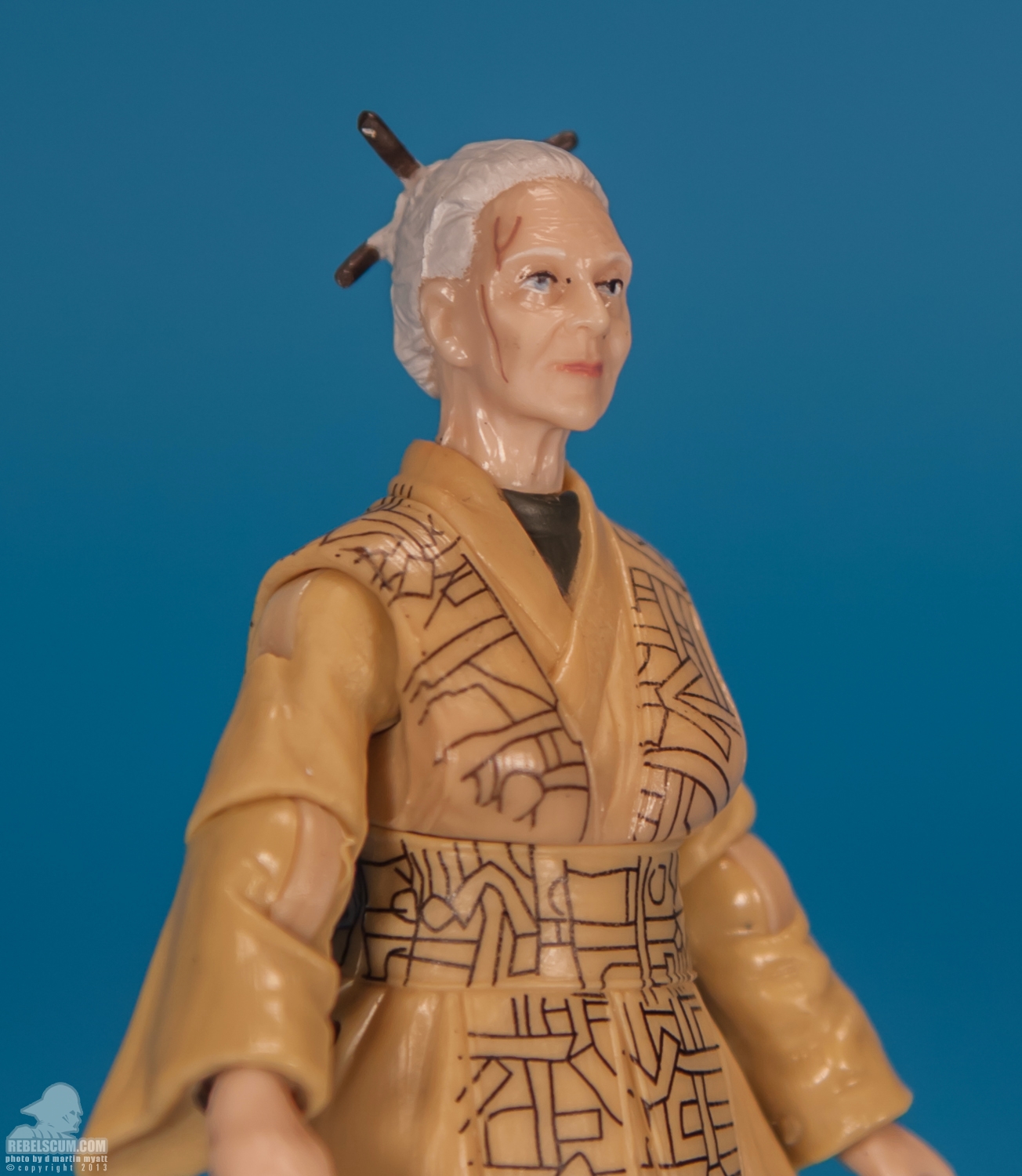 Jocasta_Nu_The_Vintage_Collection_Star_Wars_Hasbro-06.jpg
