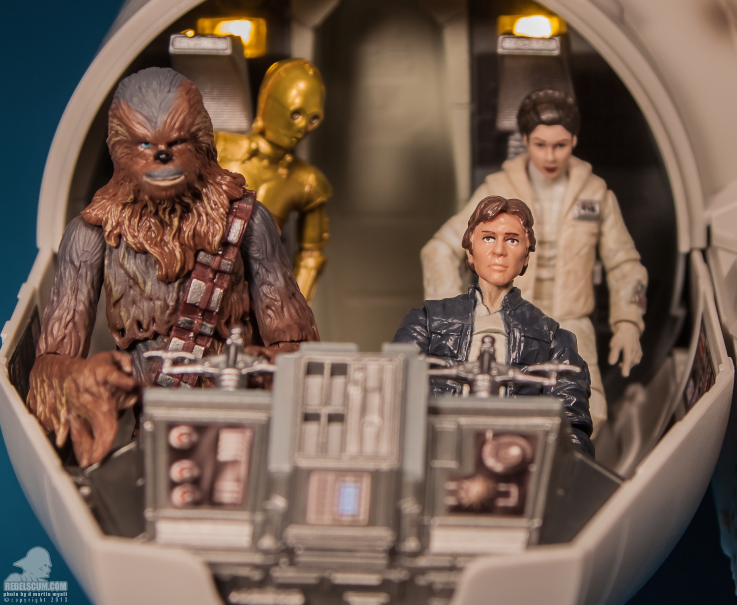 smuggler's run millennium falcon vintage collection