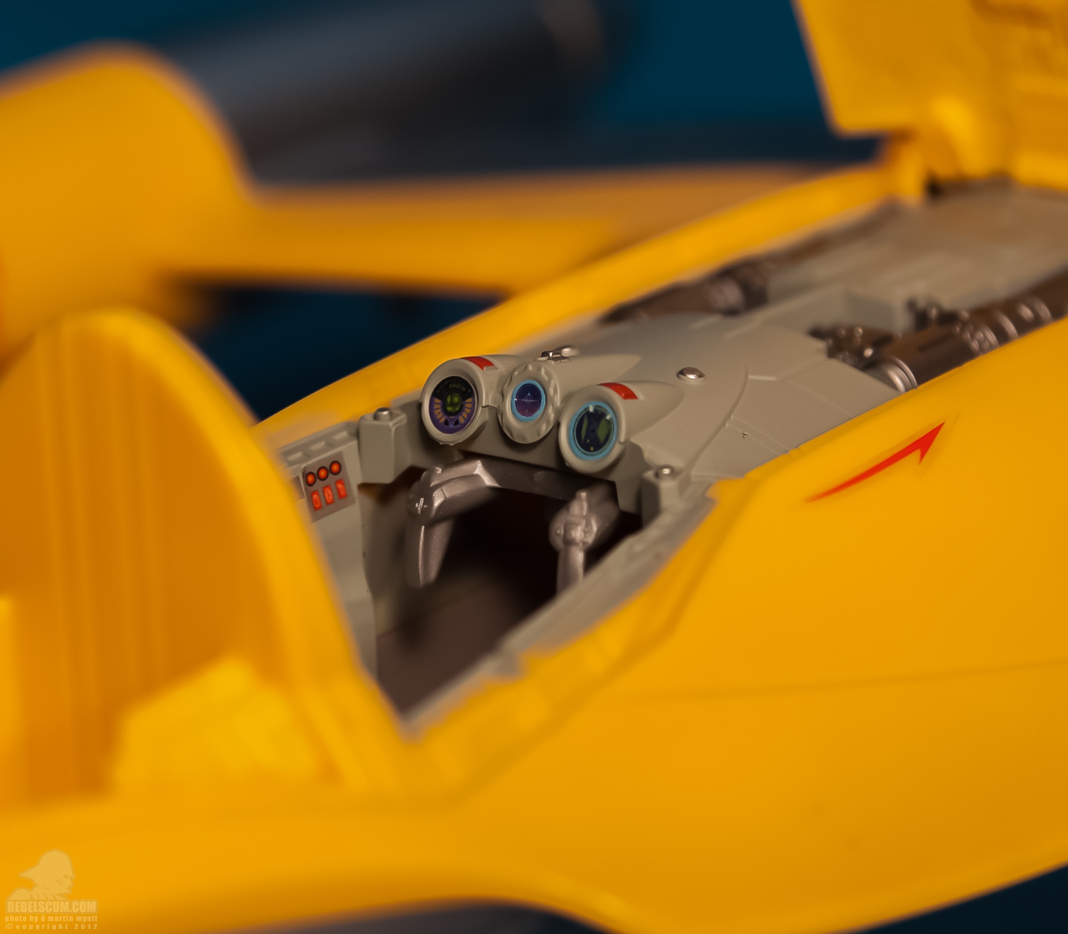 Naboo_Fighter_Movie_Heroes_Hasbro_Star_Wars-22.jpg