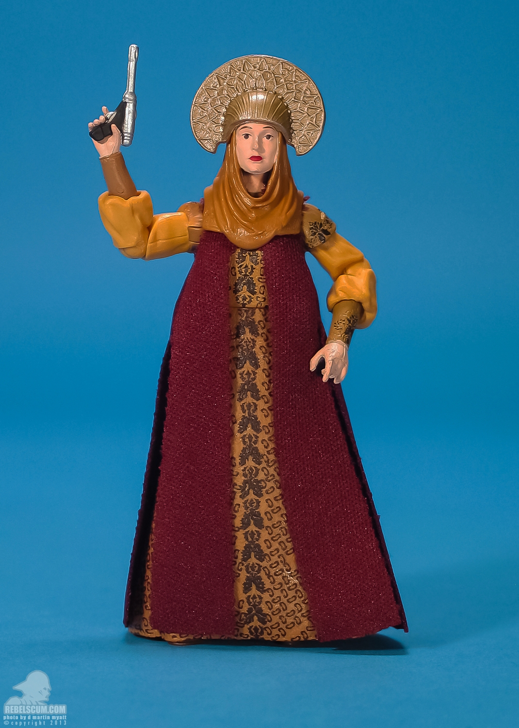 Padme_Amidala_Peasant_Disguise_AOTC_Vintage_Collection_TVC_VC33-21.jpg