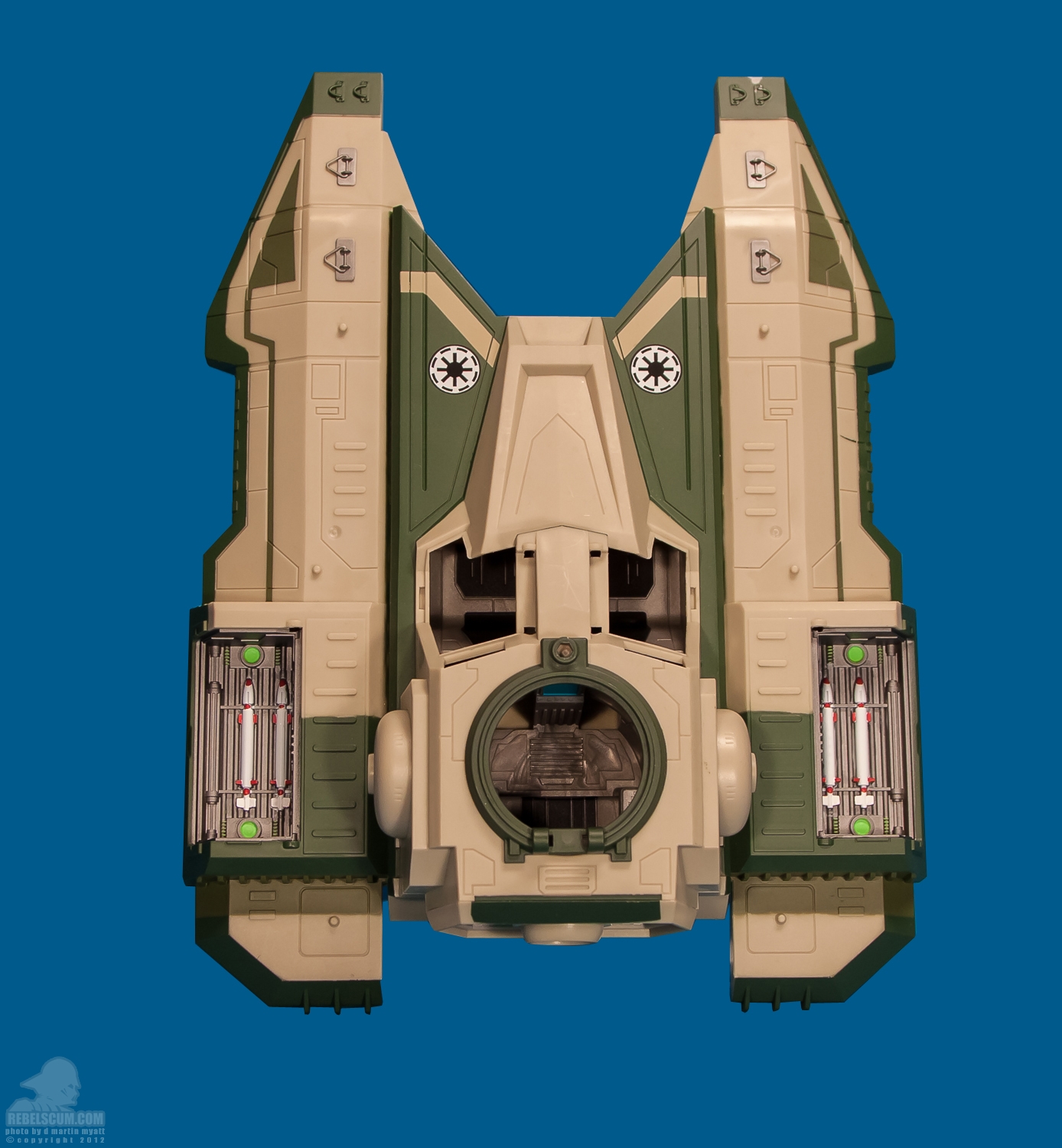 Republic_Fighter_Tank_Movie_Heroes_Star_Wars_Vehicle_Hasbro-05.jpg
