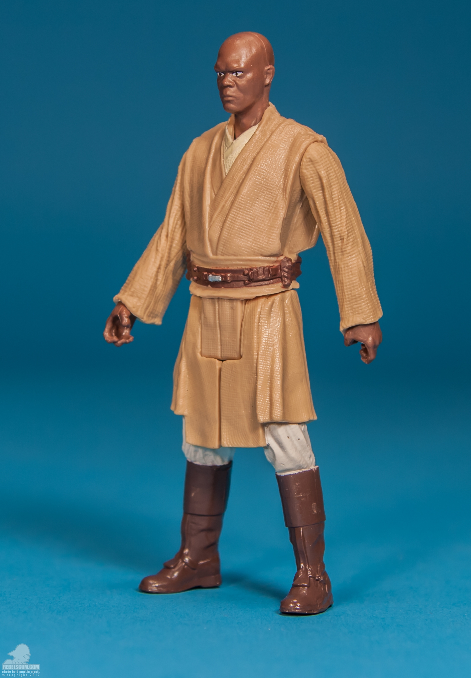 SL01-Mace-Windu-Saga-Legends-Star-Wars-Hasbro-003.jpg