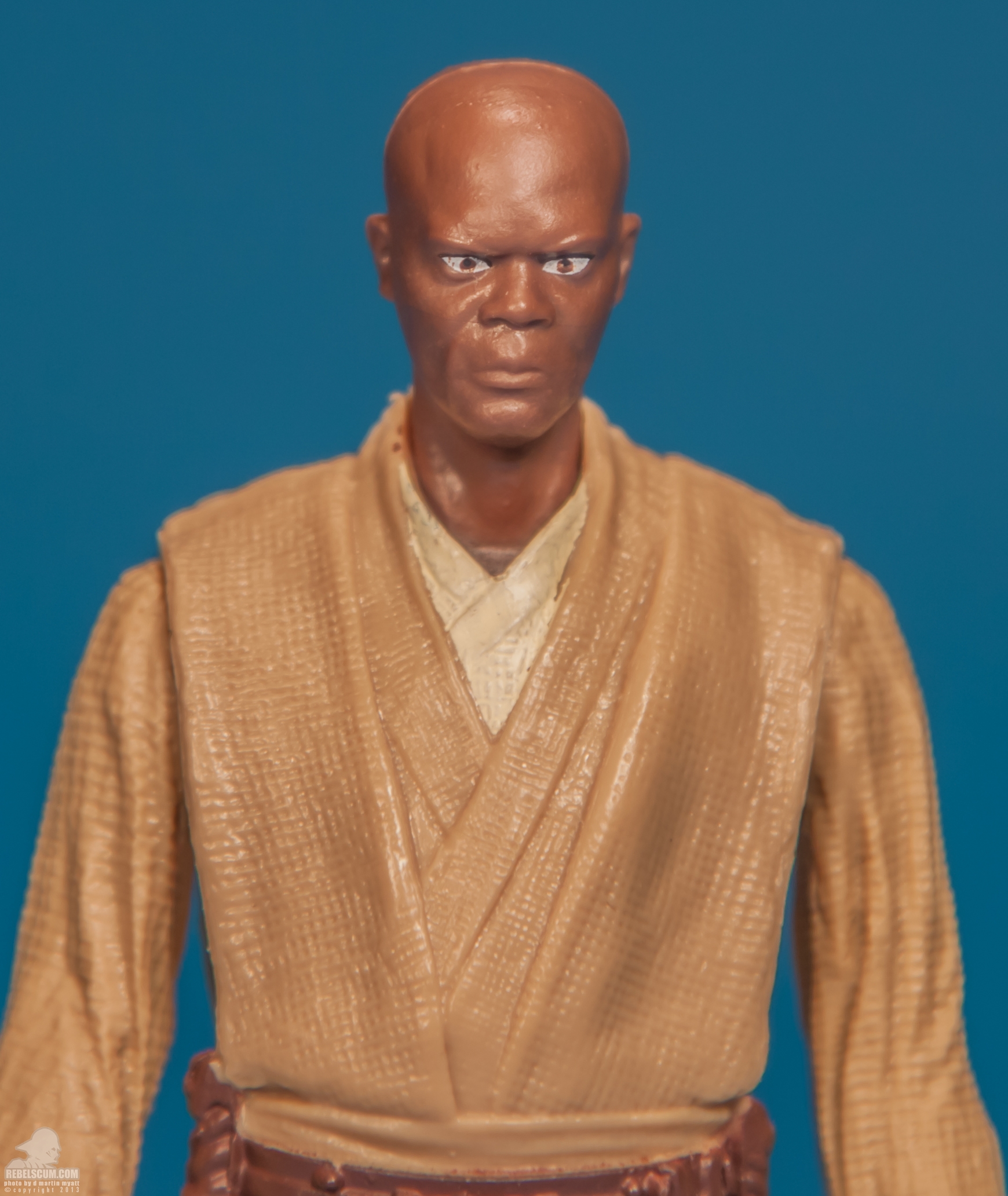 SL01-Mace-Windu-Saga-Legends-Star-Wars-Hasbro-005.jpg