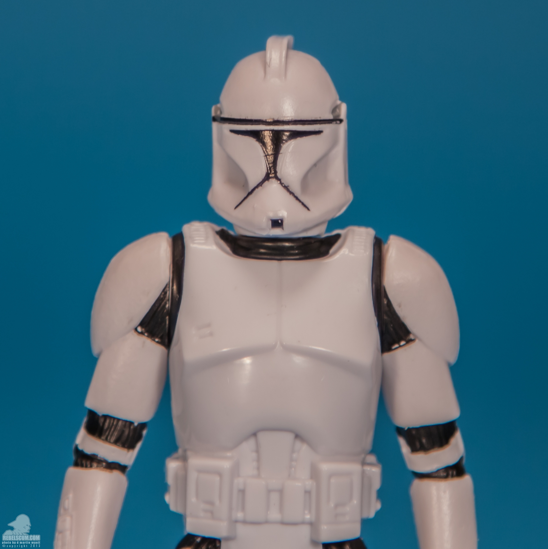 SL02-Clone-Trooper-Saga-Legends-Star-Wars-Hasbro-005.jpg