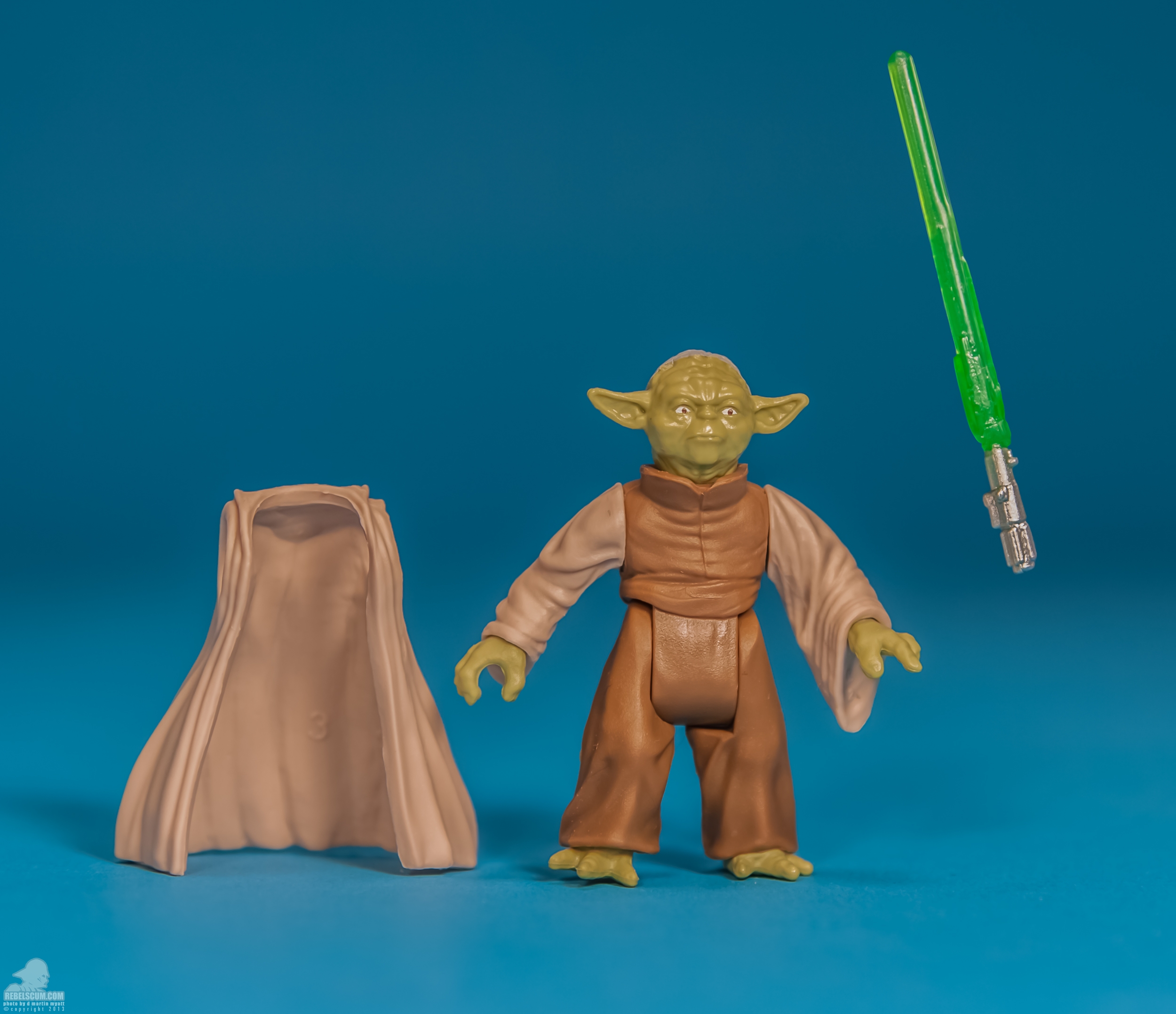 SL07-Yoda-Saga-Legends-Star-Wars-Hasbro-005.jpg