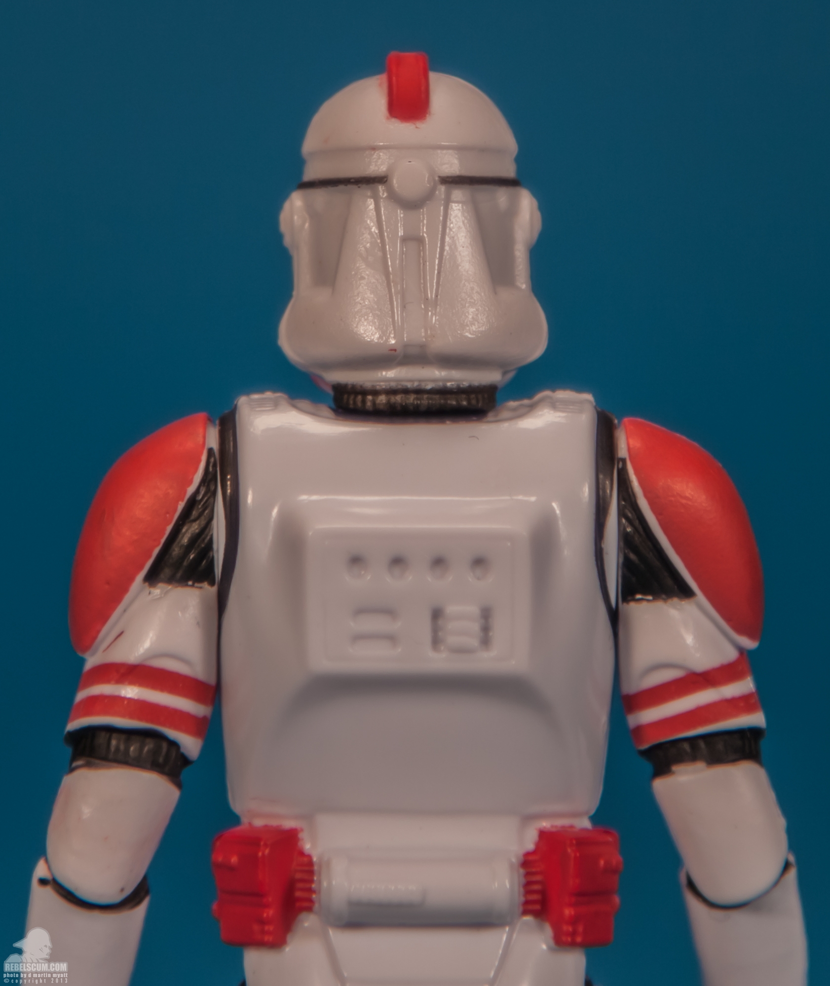SL08-Shock-Trooper-Saga-Legends-Star-Wars-Hasbro-008.jpg