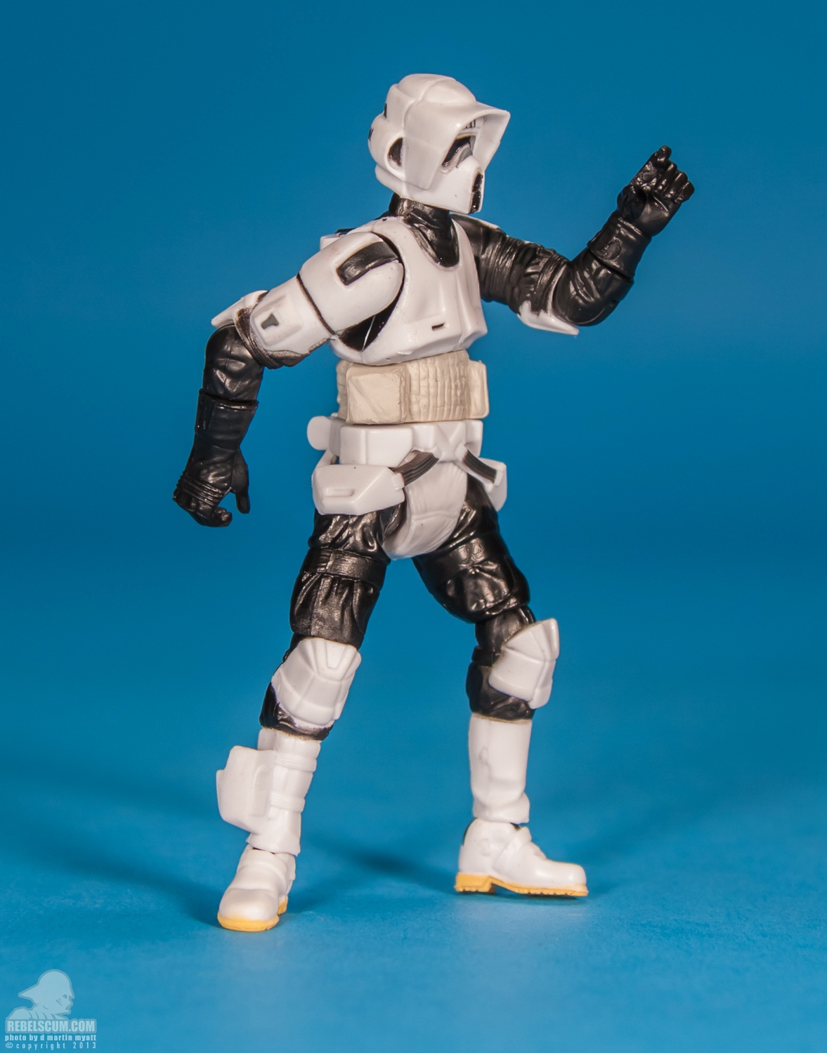 Speeder_Bike_With_Scout_Trooper_2012_Star_Wars_Hasbro-02.jpg