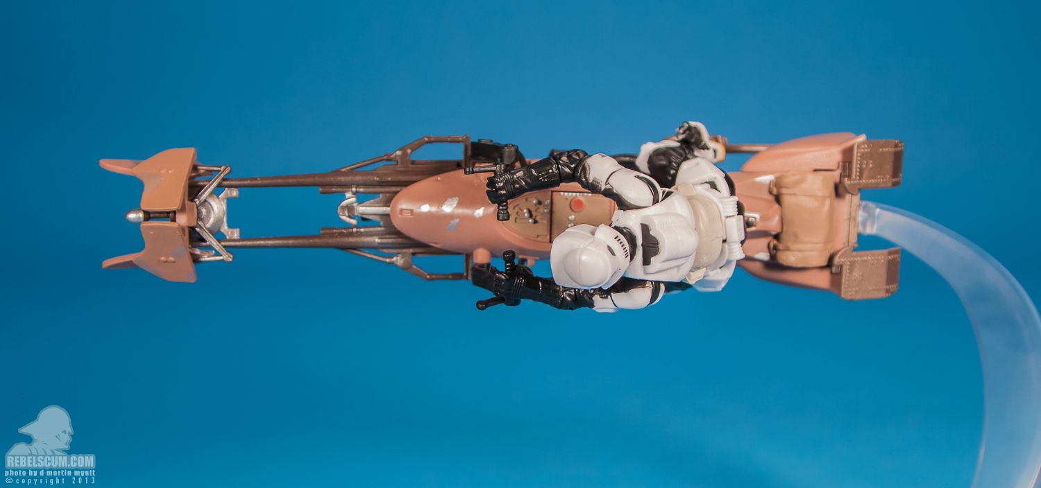 Speeder_Bike_With_Scout_Trooper_2012_Star_Wars_Hasbro-36.jpg