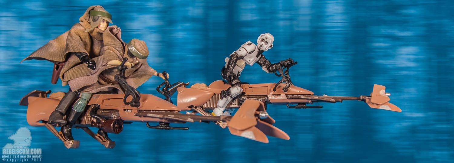 Speeder_Bike_With_Scout_Trooper_2012_Star_Wars_Hasbro-43.jpg