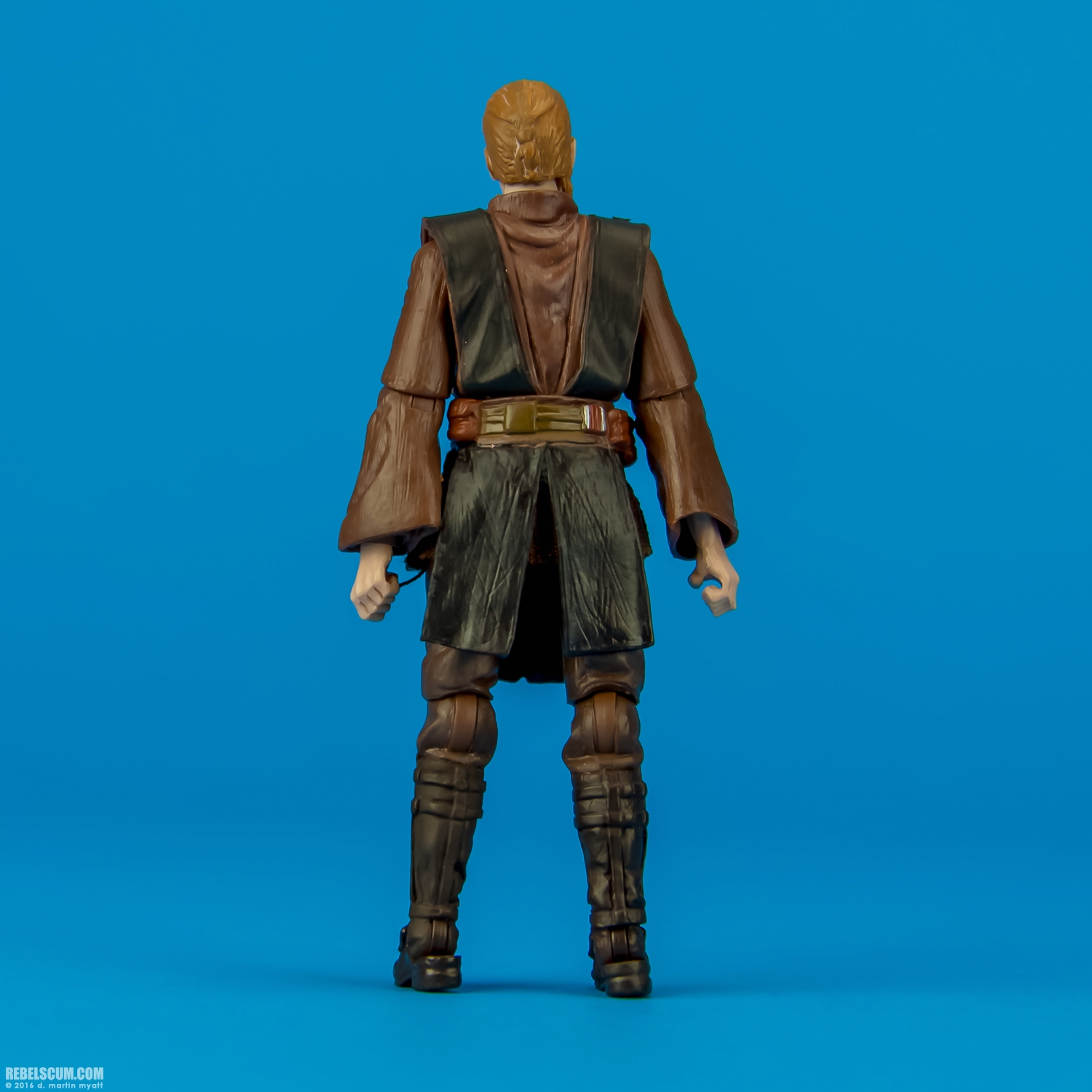 The-Black-Series-03-Anakin-Skywalker-variation-004.jpg