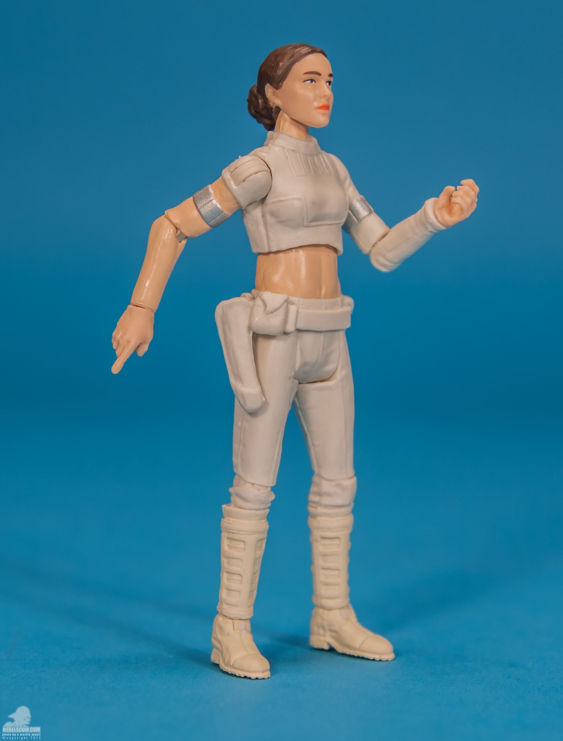 The-Black-Series-Star-Wars-Hasbro-01-Padme-Amidala-002.jpg