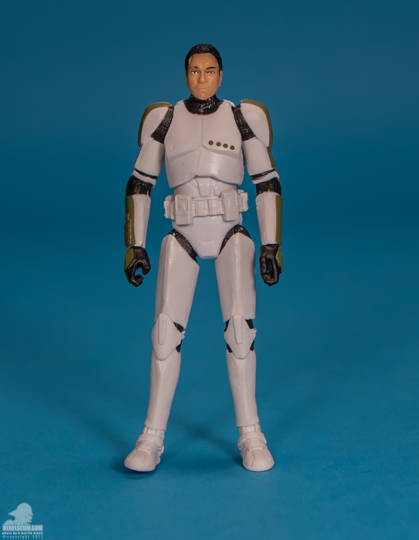 The-Black-Series-Star-Wars-Hasbro-02-Clone-Trooper-Sergeant-005.jpg