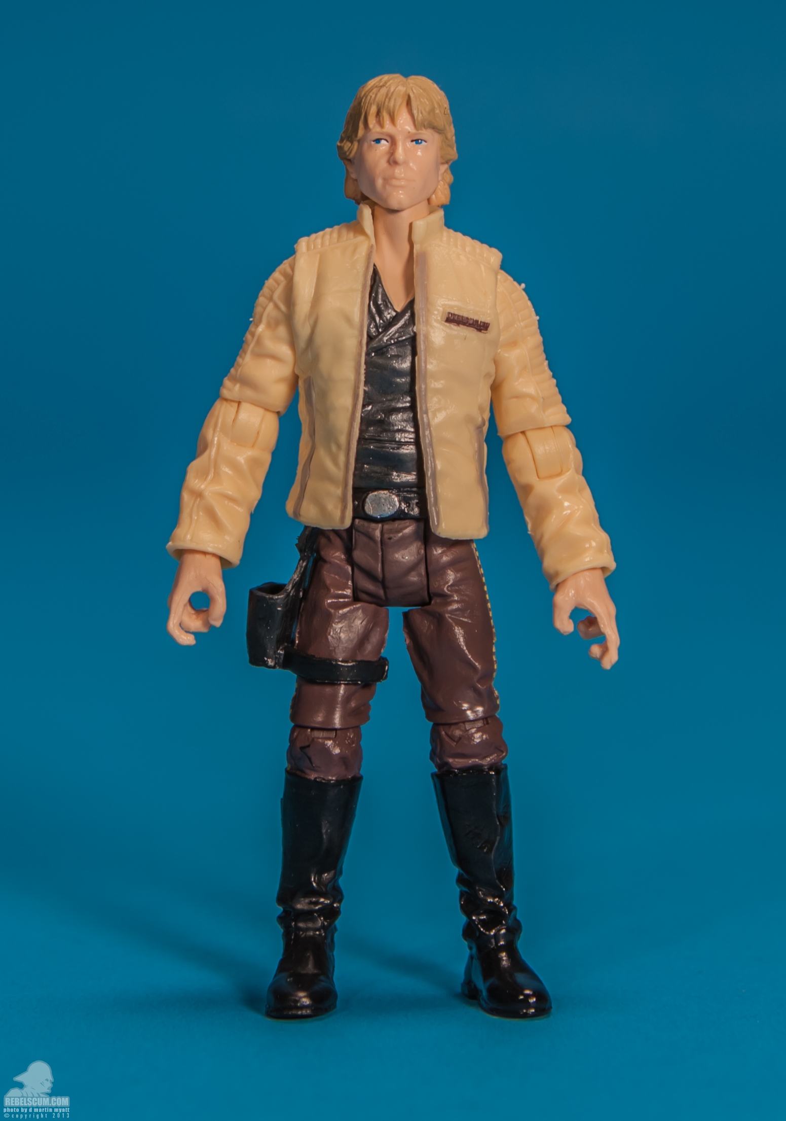 The-Black-Series-Star-Wars-Hasbro-05-Luke-Skywalker-001.jpg