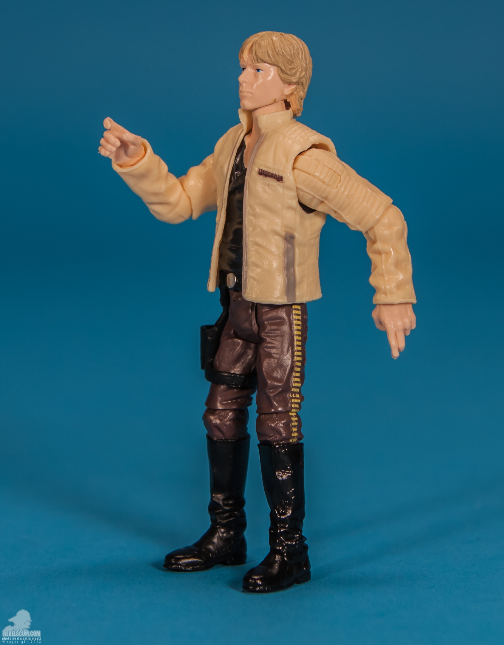 The-Black-Series-Star-Wars-Hasbro-05-Luke-Skywalker-003.jpg