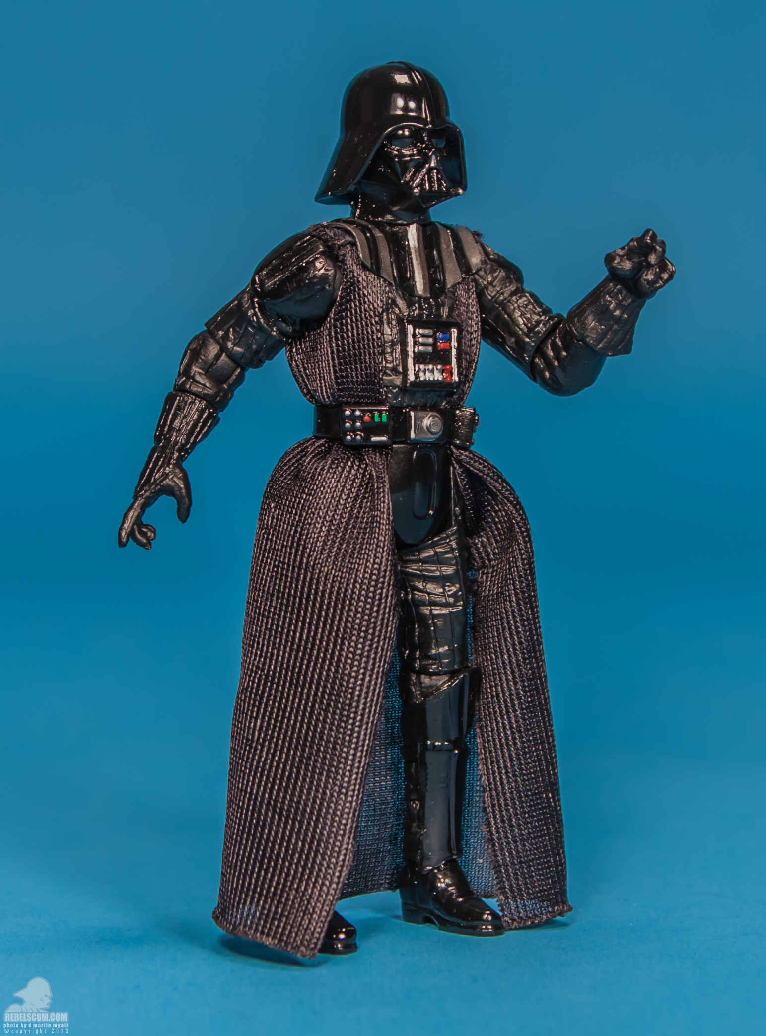 The-Black-Series-Star-Wars-Hasbro-06-Darth-Vader-006.jpg