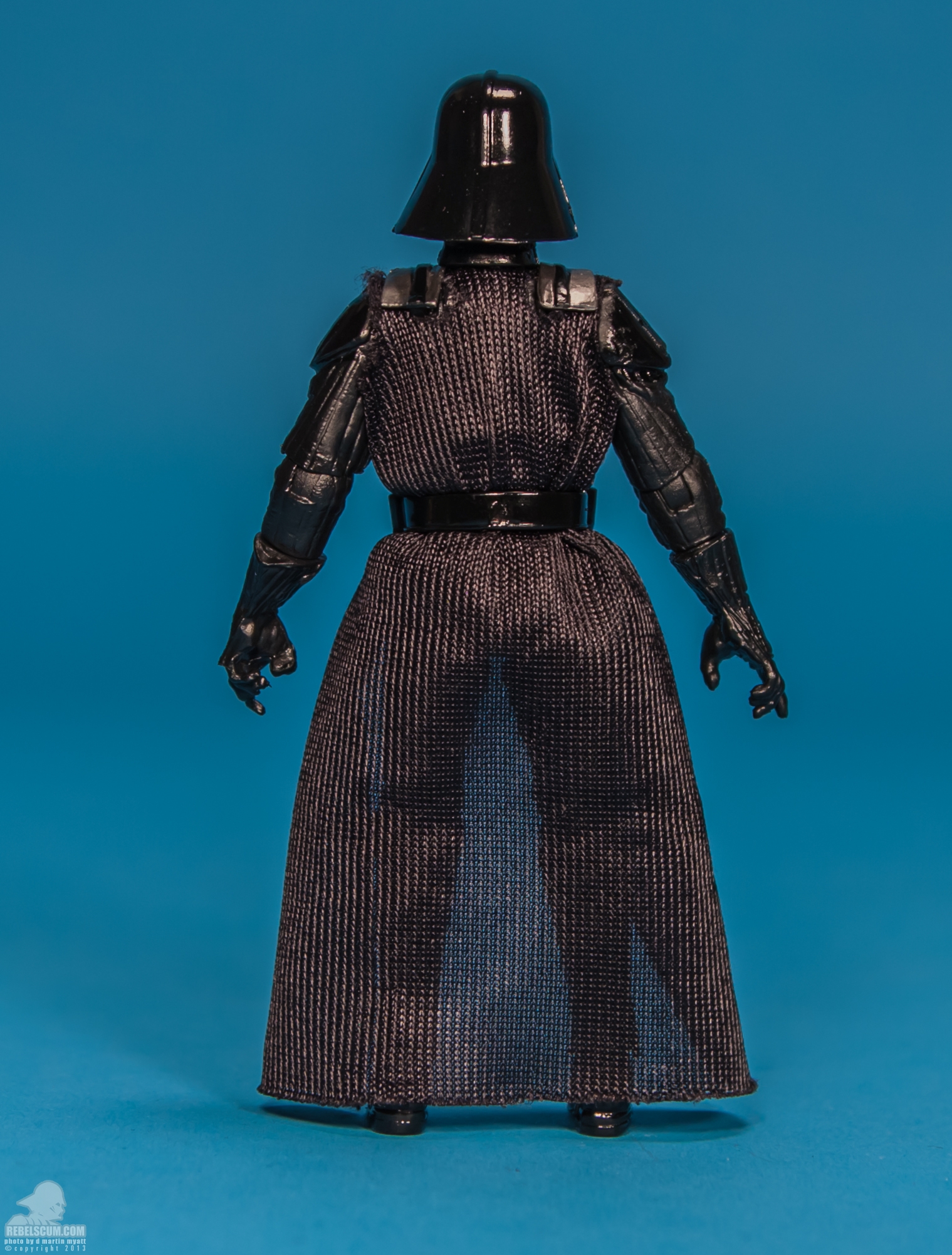 The-Black-Series-Star-Wars-Hasbro-06-Darth-Vader-008.jpg