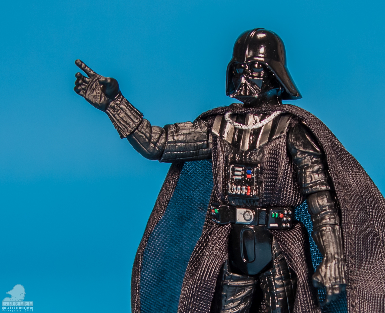 The-Black-Series-Star-Wars-Hasbro-06-Darth-Vader-012.jpg