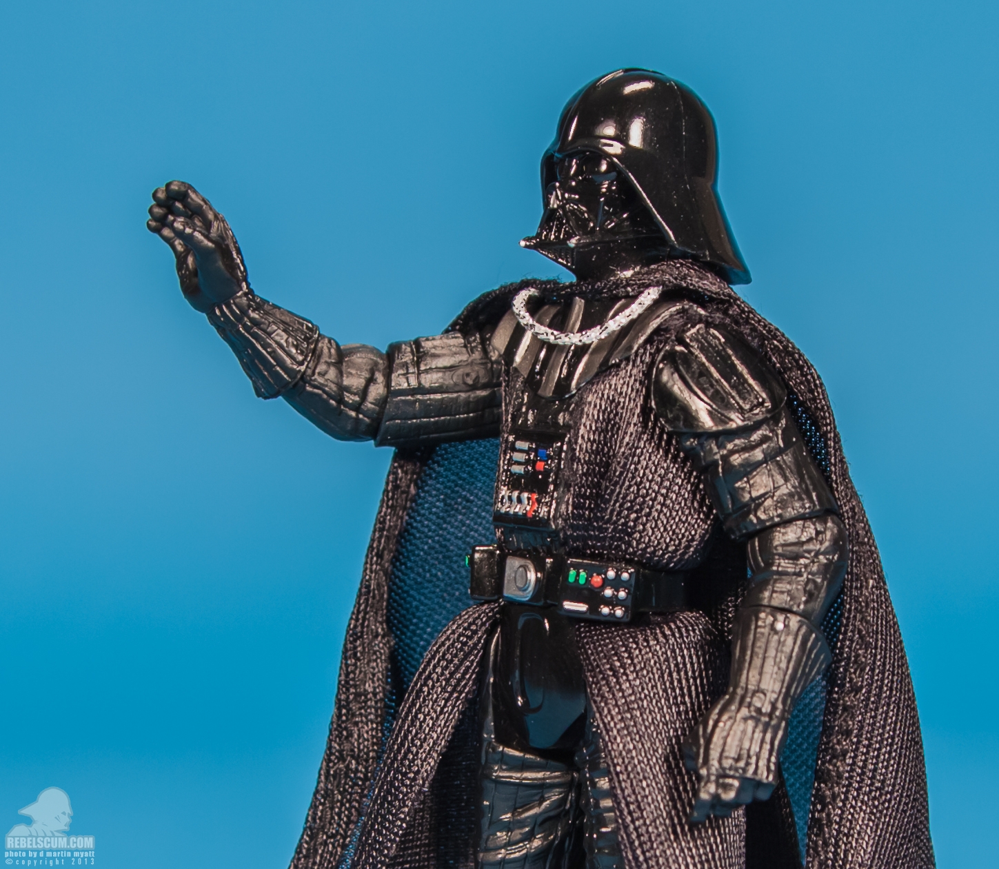 The-Black-Series-Star-Wars-Hasbro-06-Darth-Vader-014.jpg