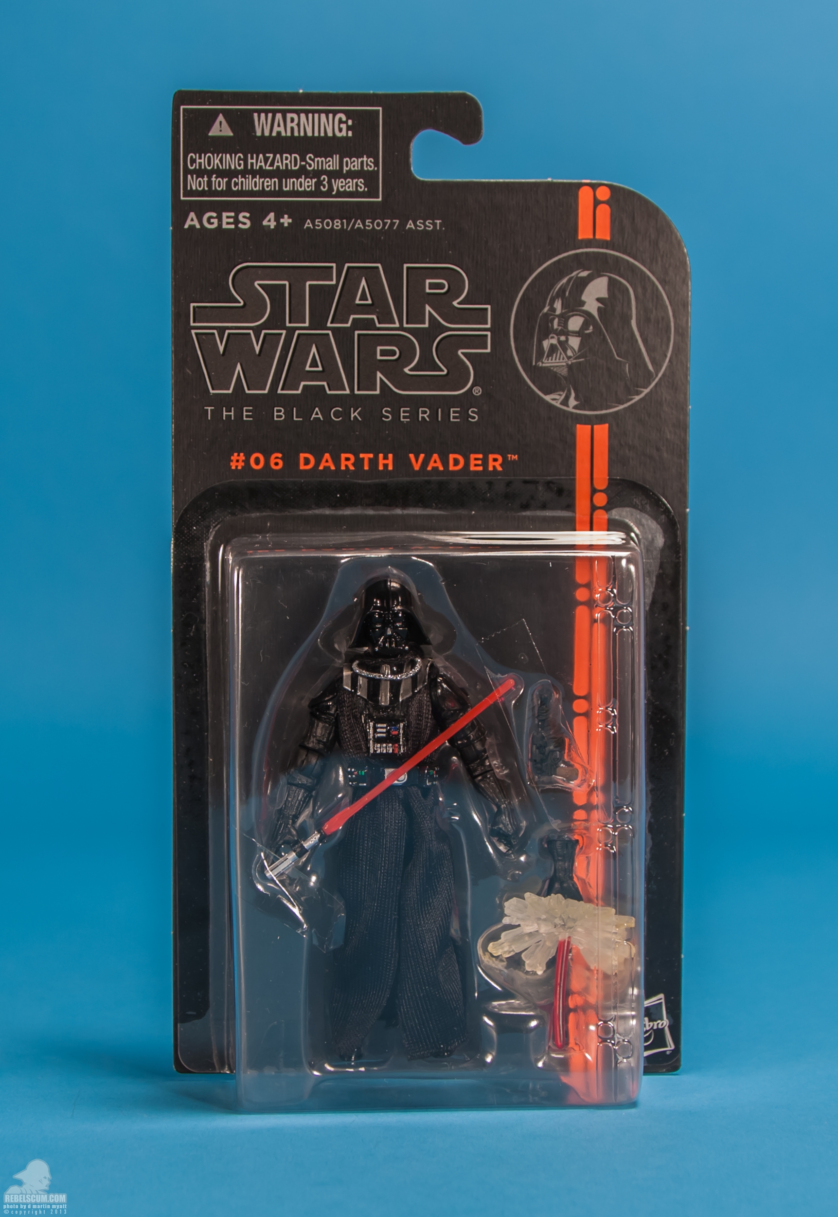 The-Black-Series-Star-Wars-Hasbro-06-Darth-Vader-021.jpg