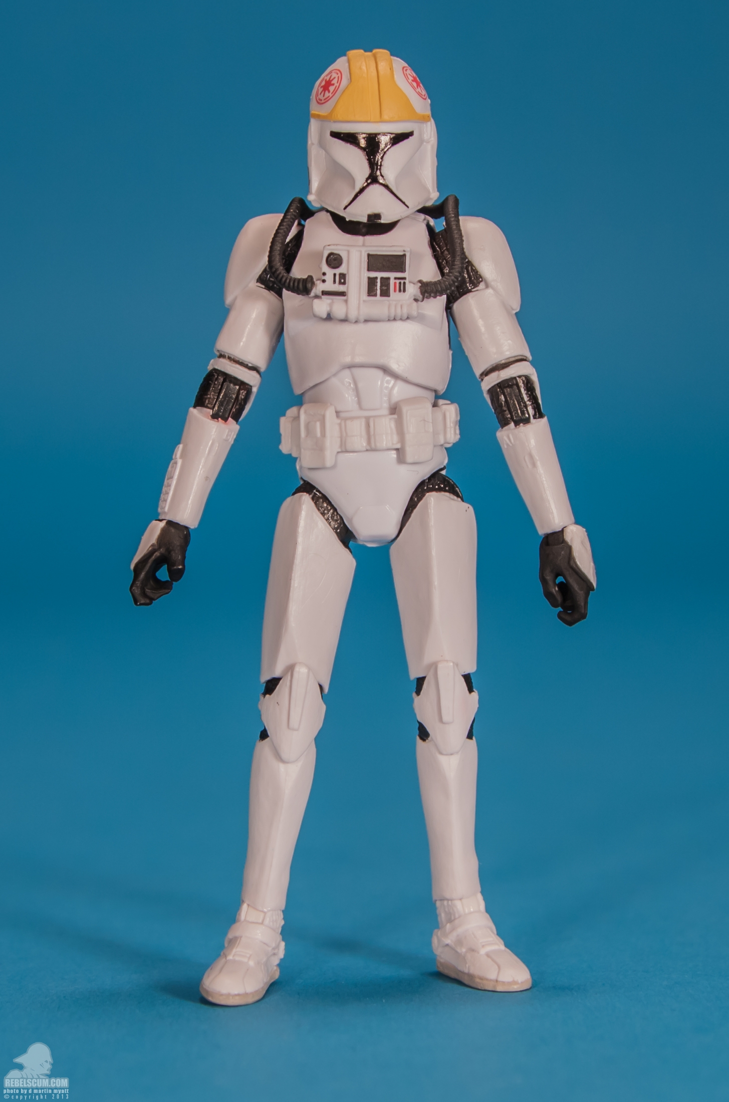 The-Black-Series-Star-Wars-Hasbro-08-Clone-Pilot-001.jpg