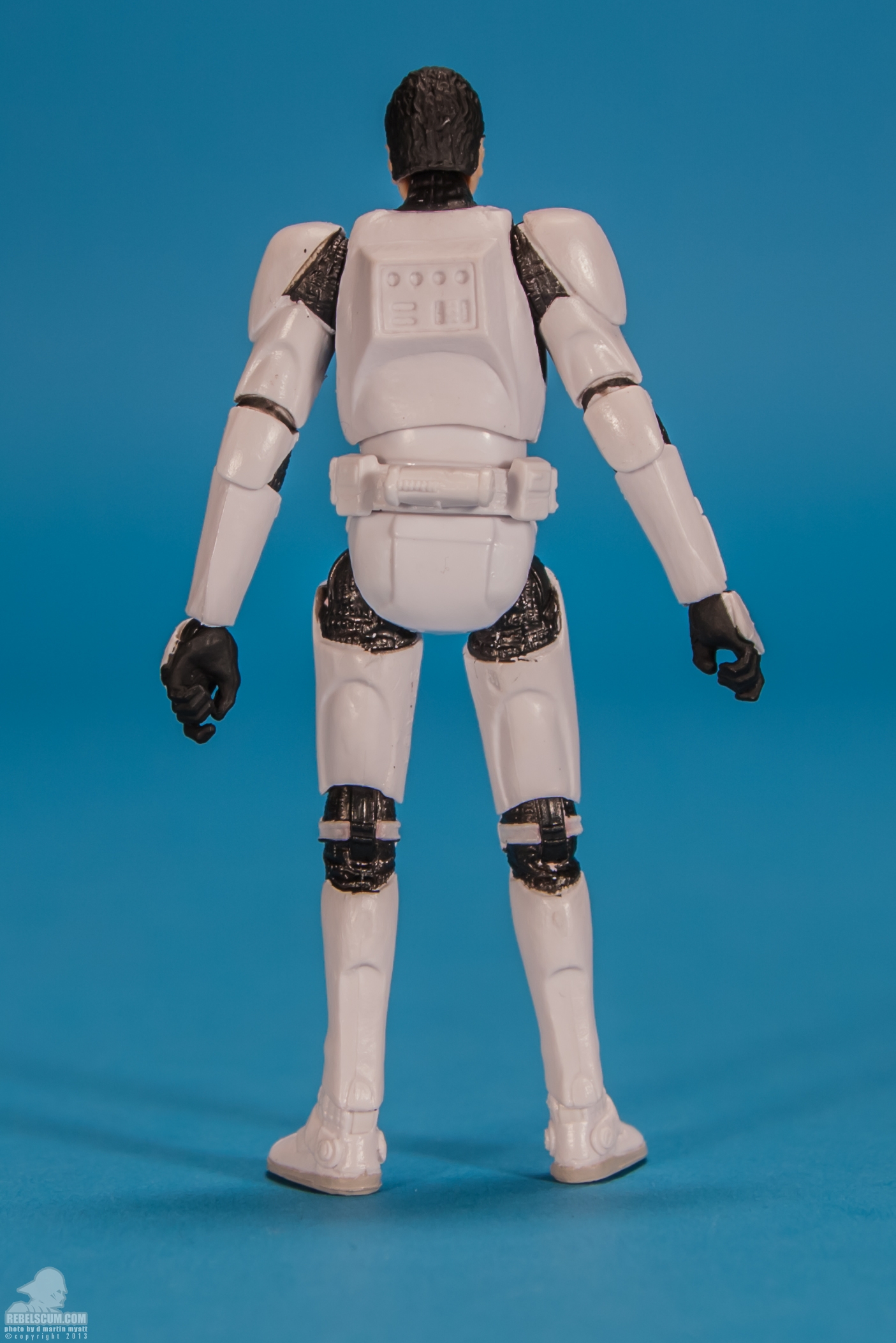 The-Black-Series-Star-Wars-Hasbro-08-Clone-Pilot-008.jpg