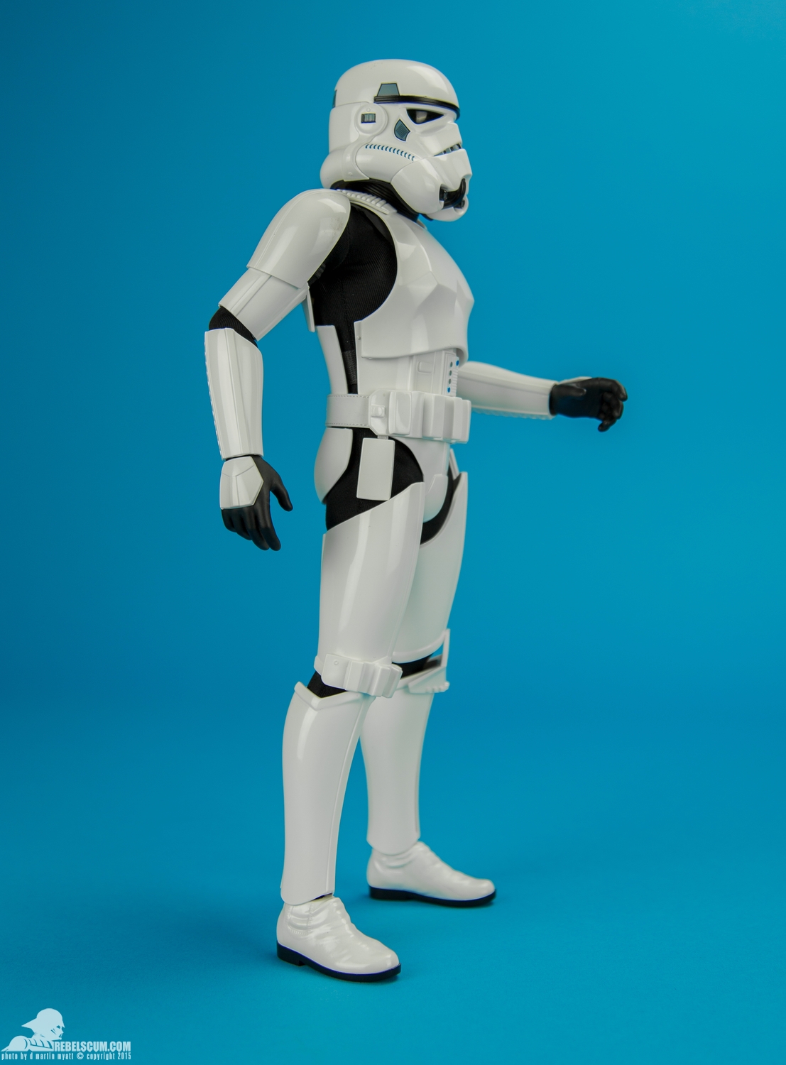 MMS267-Stormtrooper-Movie-Masterpiece-Series-Hot-Toys-002.jpg