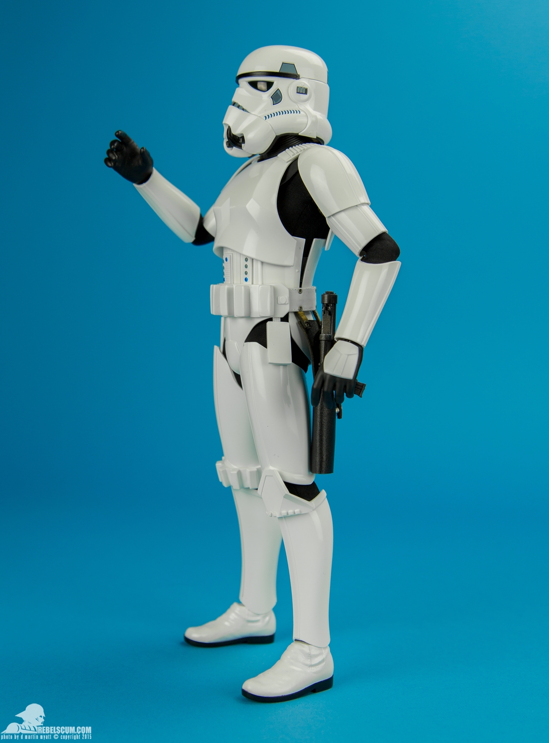 MMS267-Stormtrooper-Movie-Masterpiece-Series-Hot-Toys-003.jpg