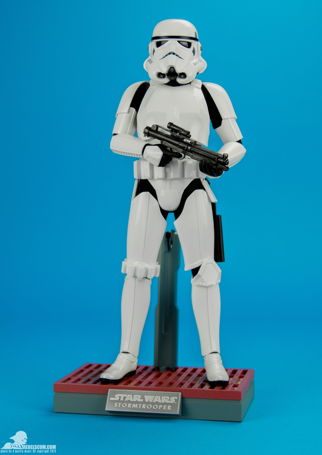 MMS267-Stormtrooper-Movie-Masterpiece-Series-Hot-Toys-007.jpg