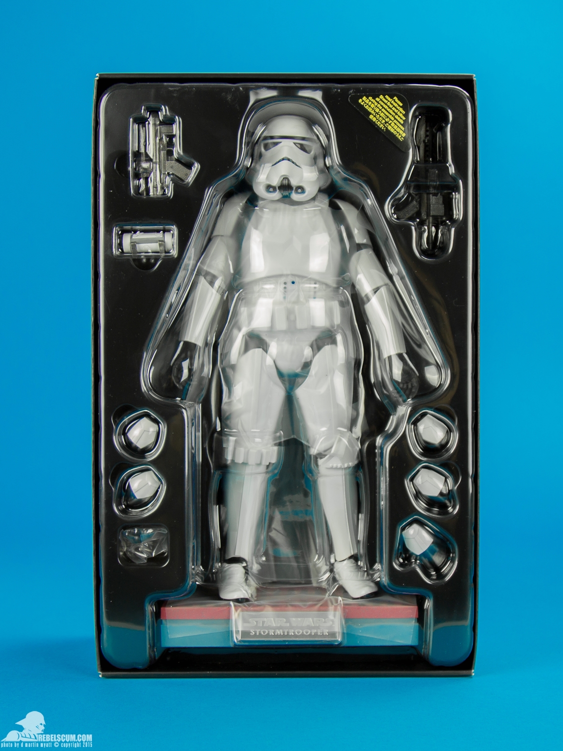 MMS267-Stormtrooper-Movie-Masterpiece-Series-Hot-Toys-017.jpg