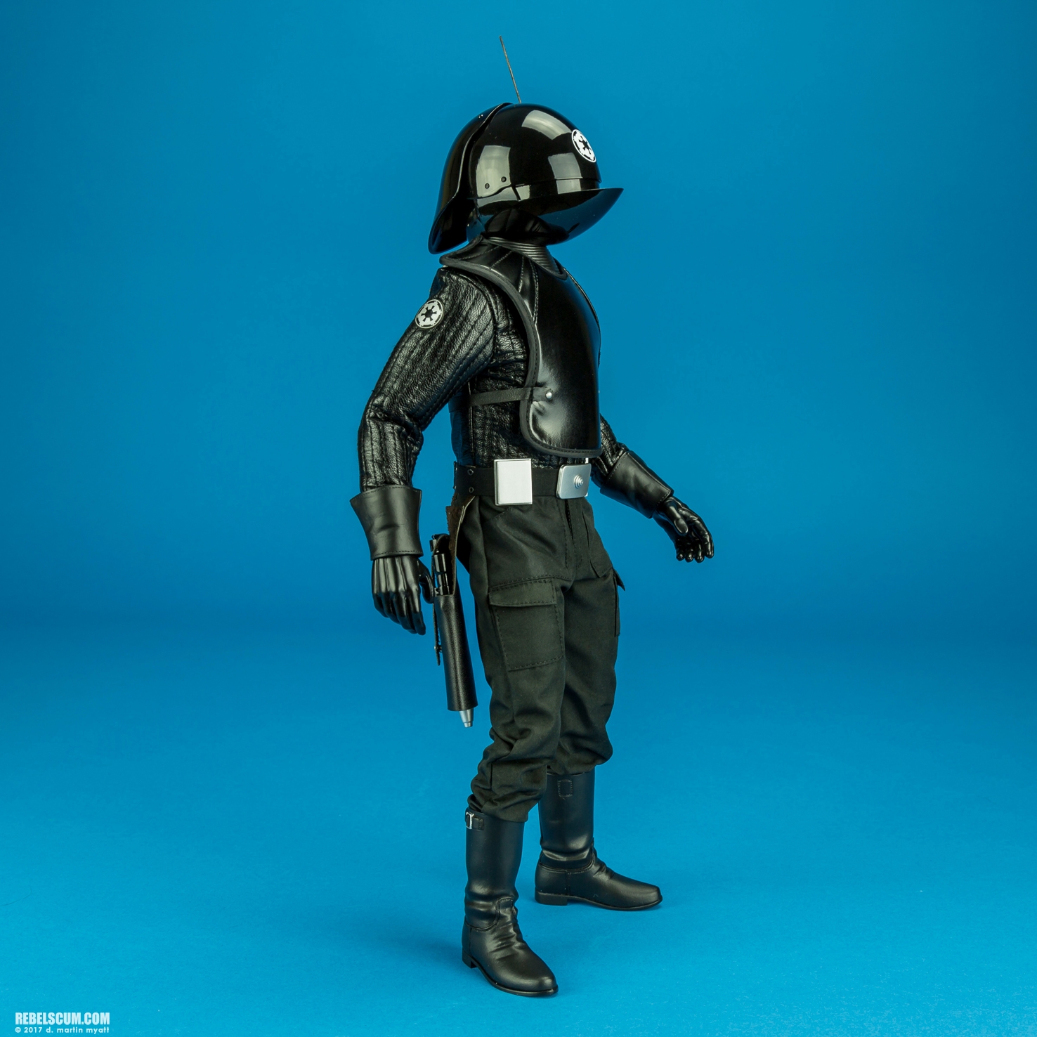 MMS413-Death-Star-Gunner-Hot-Toys-002.jpg