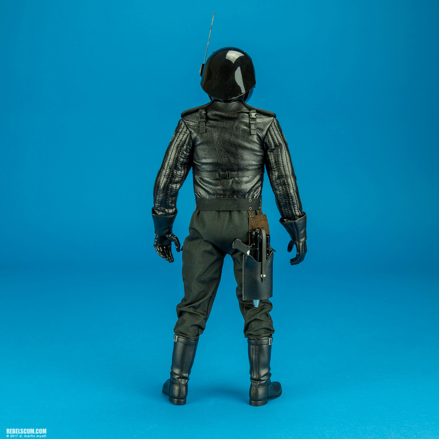 MMS413-Death-Star-Gunner-Hot-Toys-004.jpg