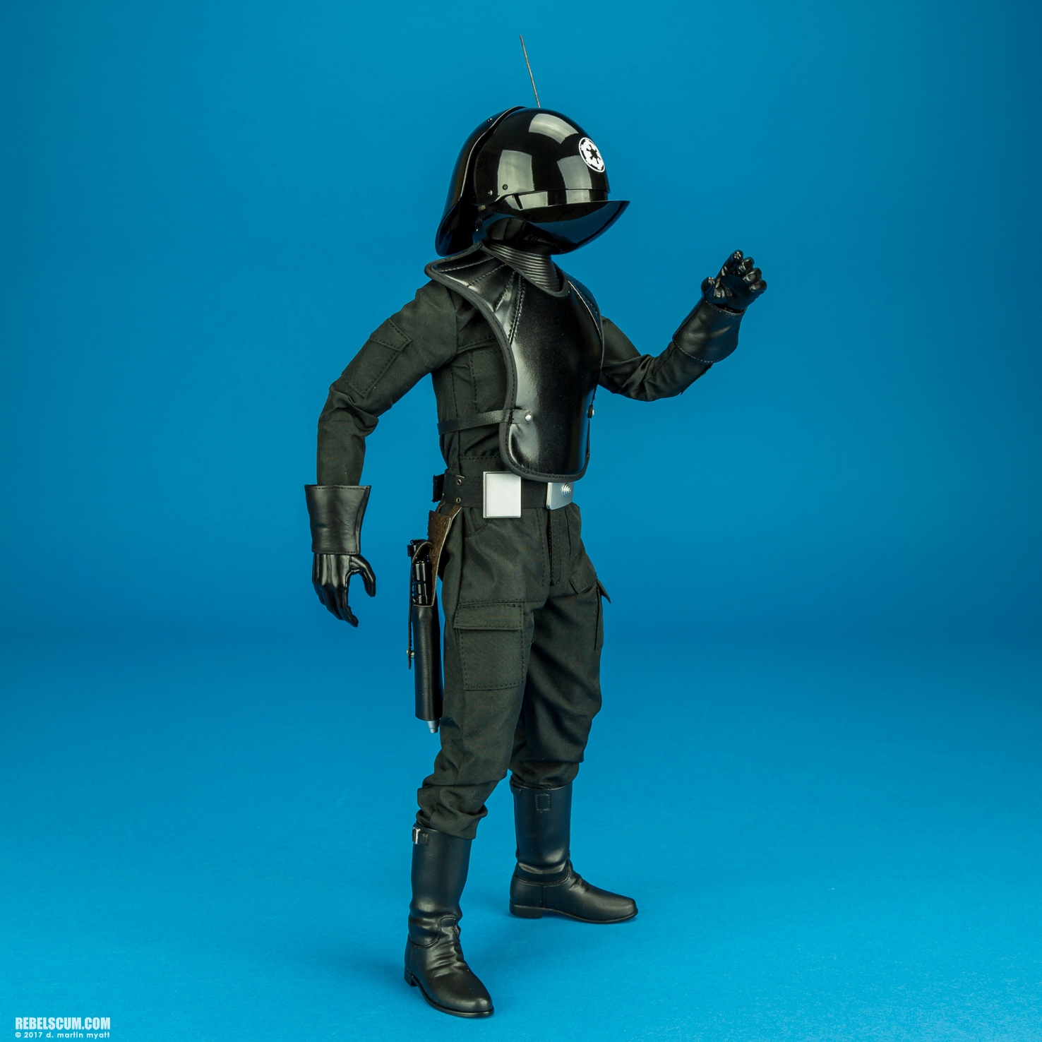 MMS413-Death-Star-Gunner-Hot-Toys-006.jpg