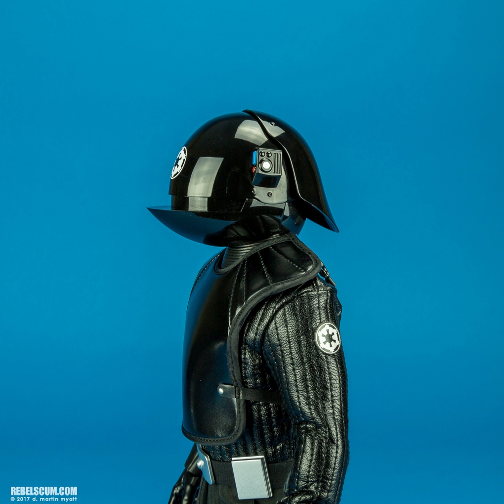 MMS413-Death-Star-Gunner-Hot-Toys-012.jpg